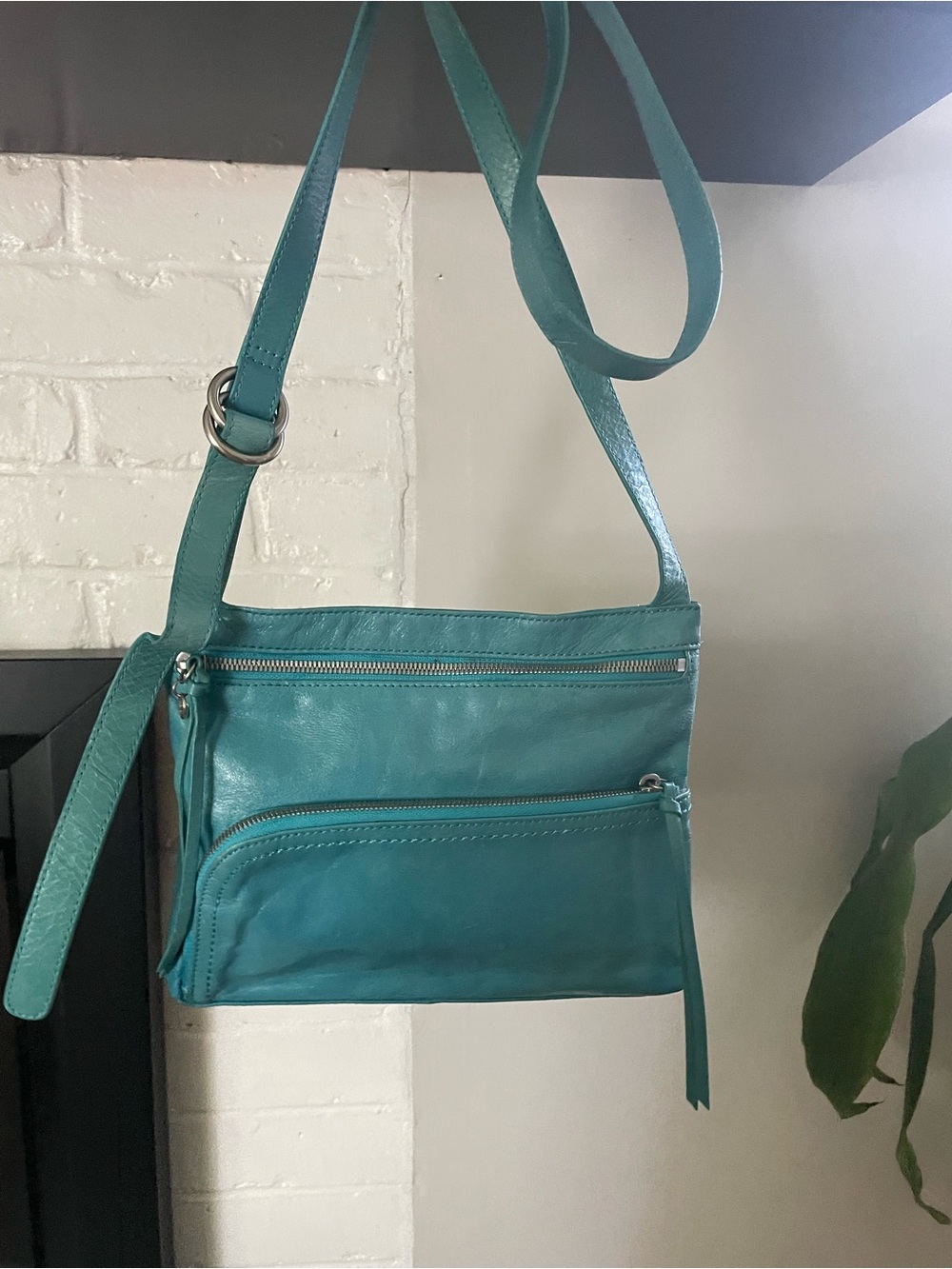HOBO Teal Leather Crossbody Bag with Front Zip Pocket - Picture 9 of 11